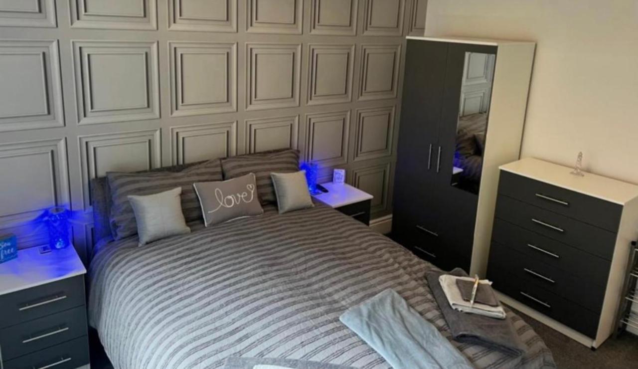Sea View Apartment Large Balcony Whirlpool Bath 2 Bedrooms Sky Glass Tv Bridlington Luaran gambar