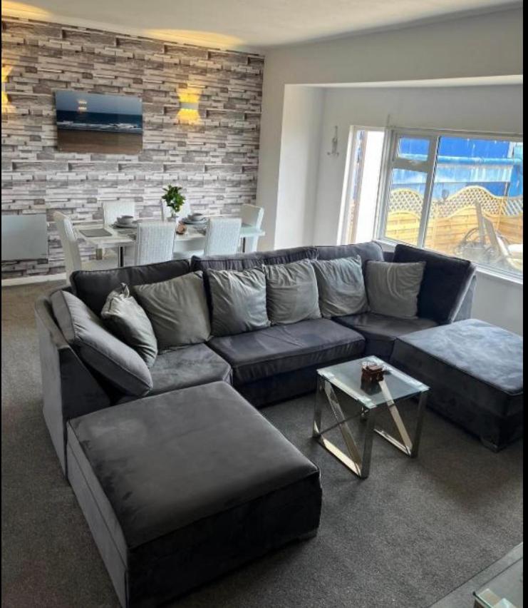 Sea View Apartment Large Balcony Whirlpool Bath 2 Bedrooms Sky Glass Tv Bridlington Luaran gambar
